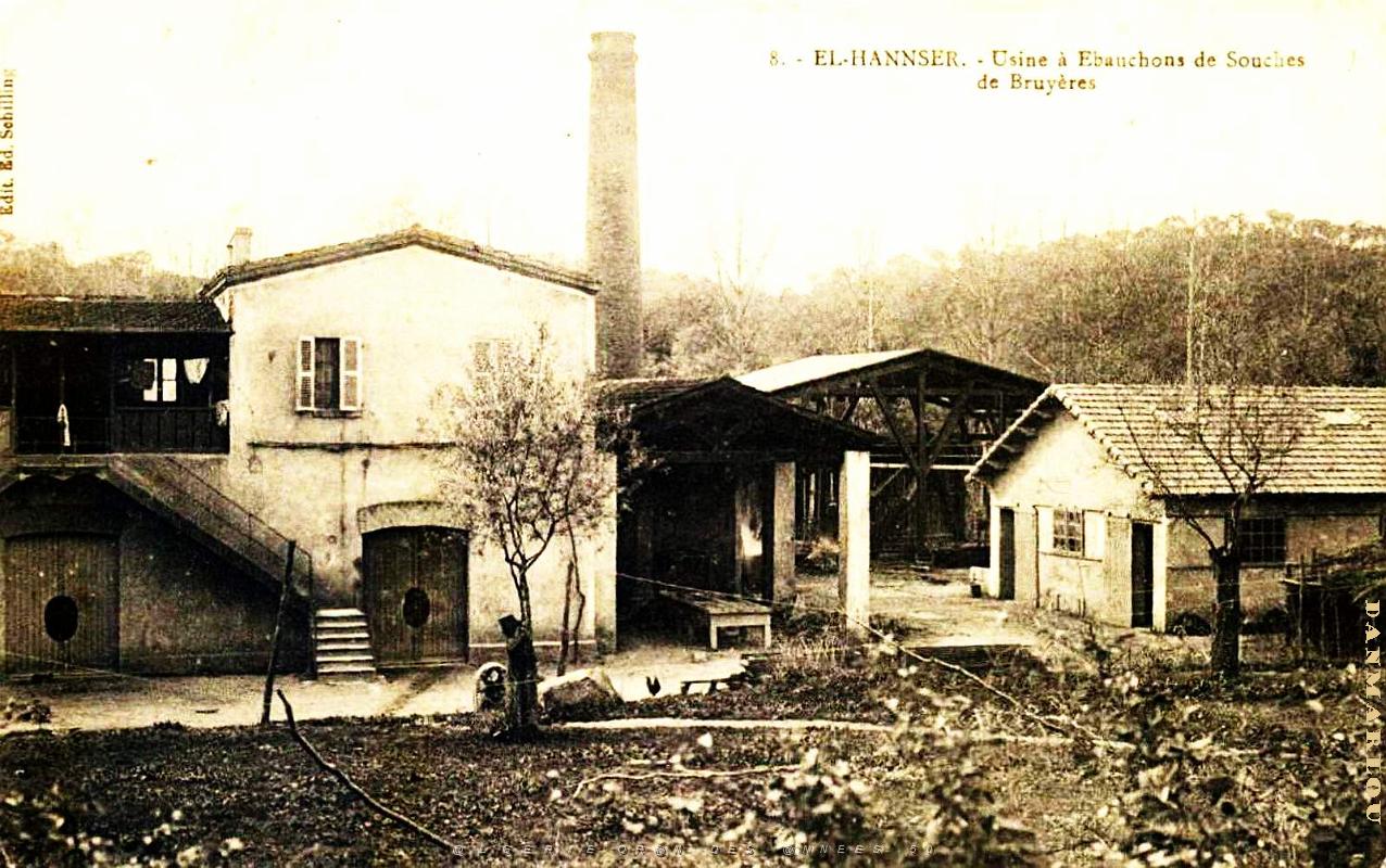 El-Hannser - Usine bouchons.jpg